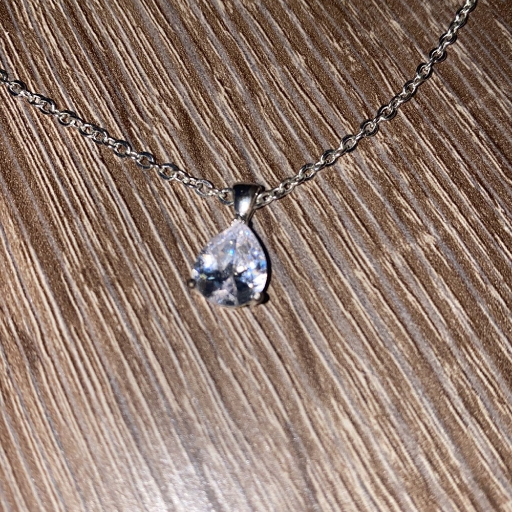 💋Adorable jewel necklace! - Picture 2 of 3